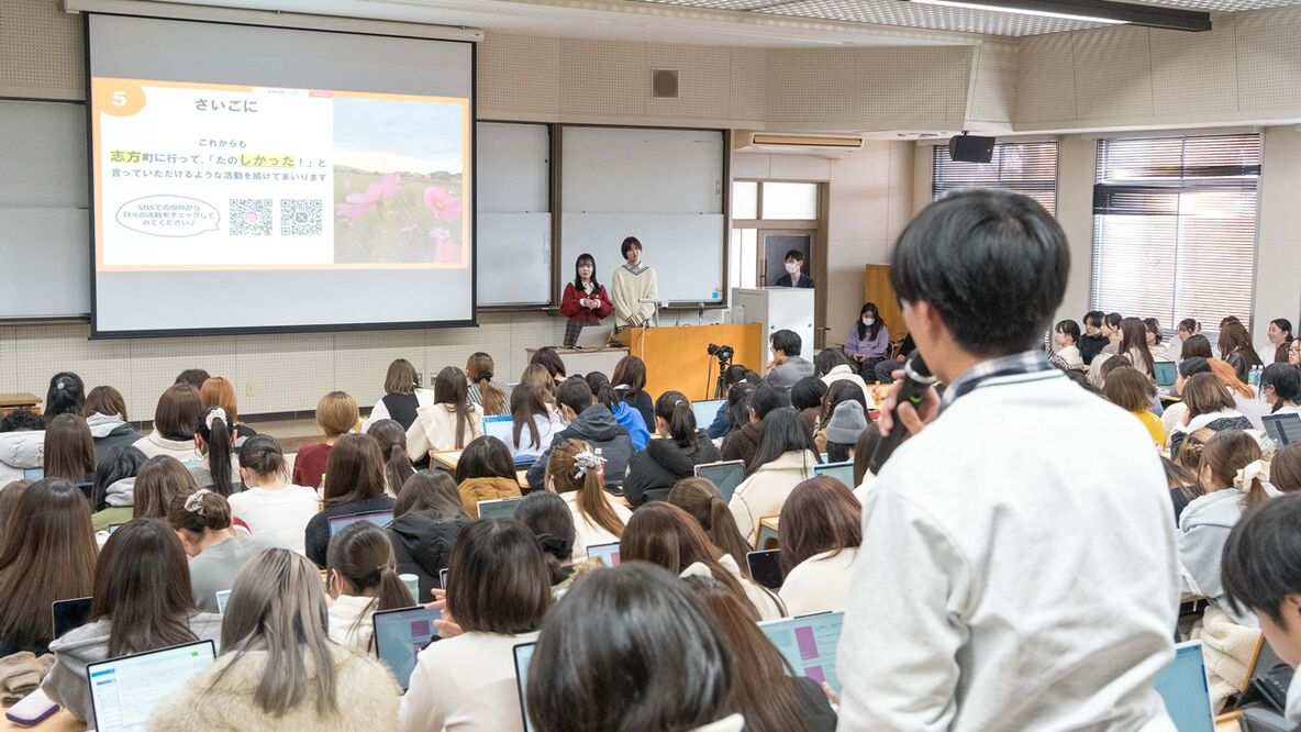 冬恒例のプレゼンイベント「環境人間学フォーラム」が開催されました。